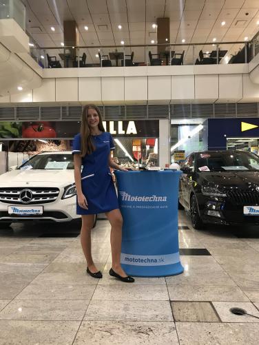 Abbiamo fornito hostess per Autocentrum AAA Auto a.s.,Aupark Košice